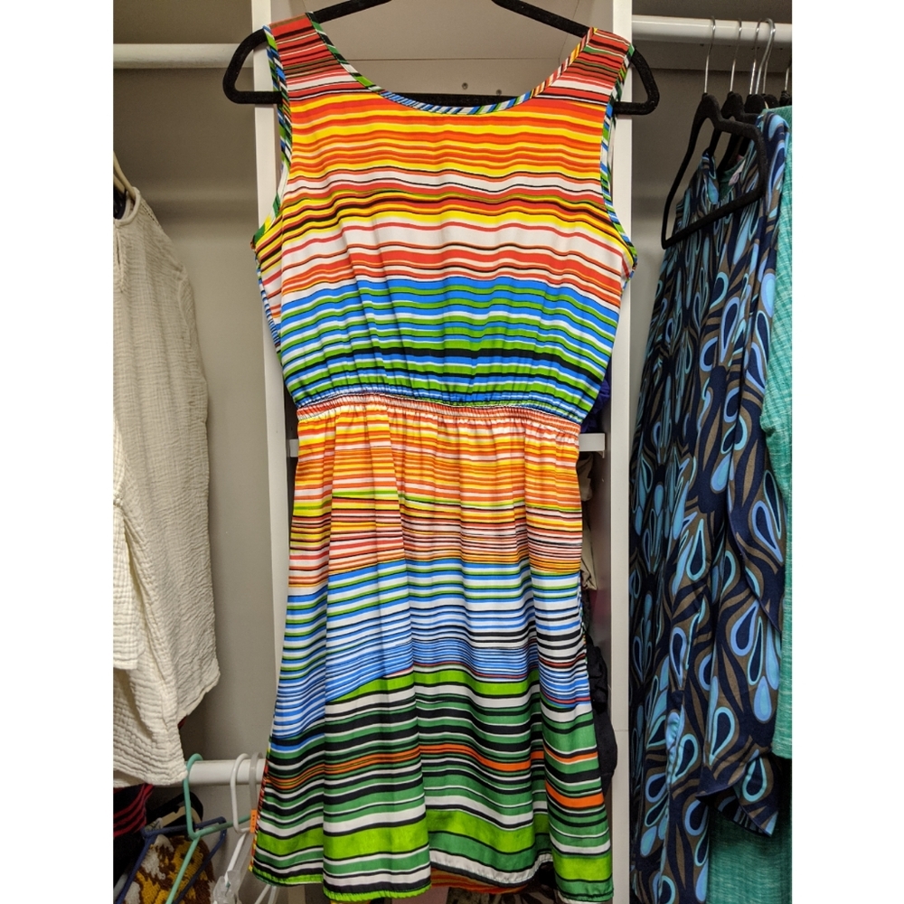 Super cute Karlie dress with cutout